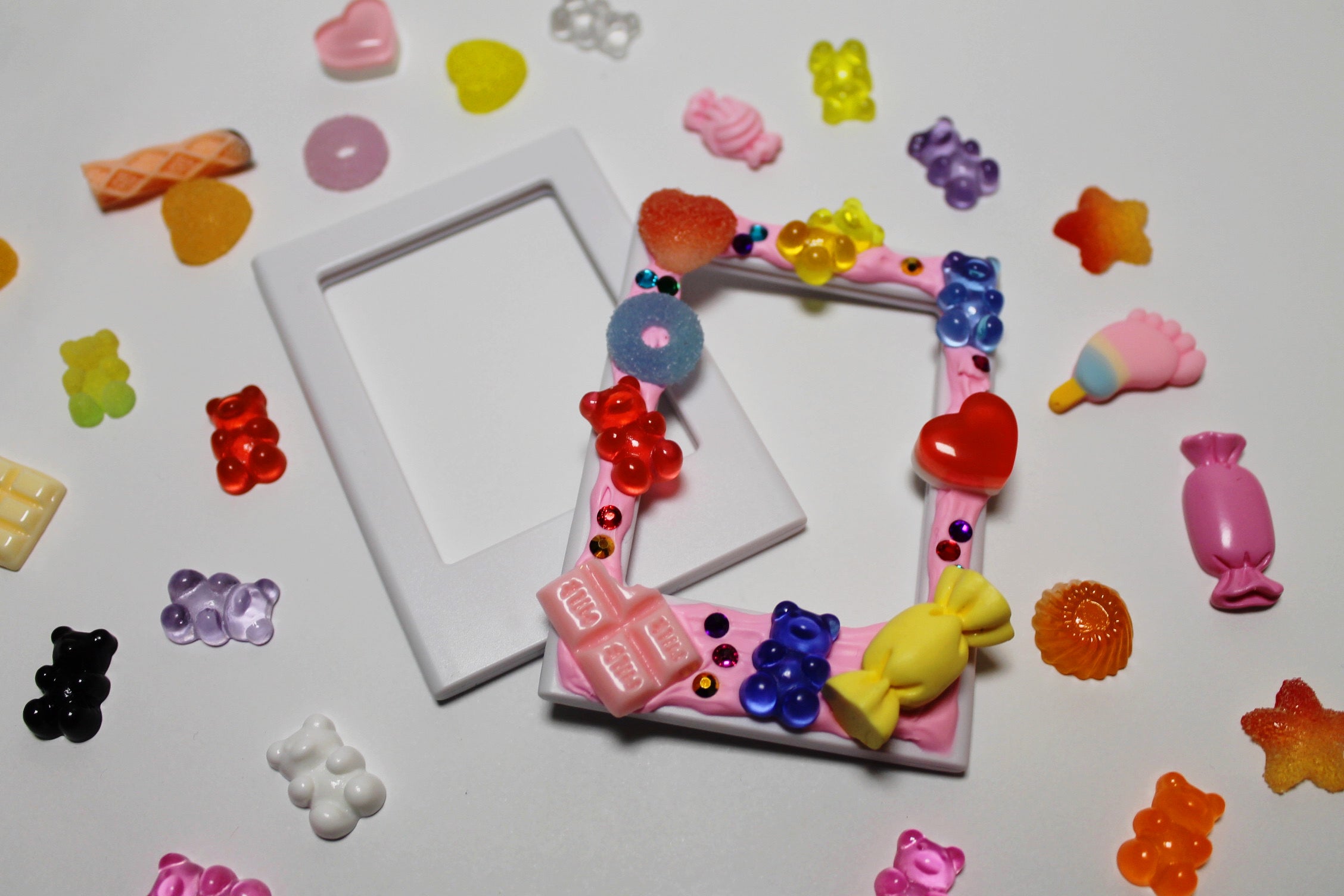 Sweet Tooth DIY Frame Kit