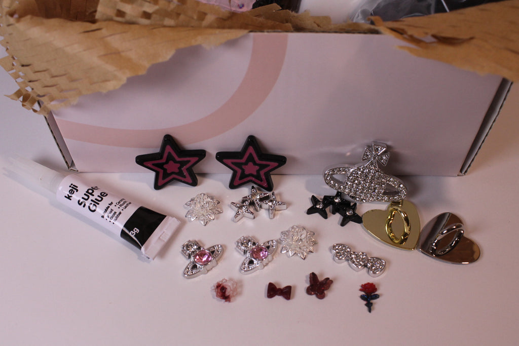 Vampire Girlfriend Phone Case DIY Kit